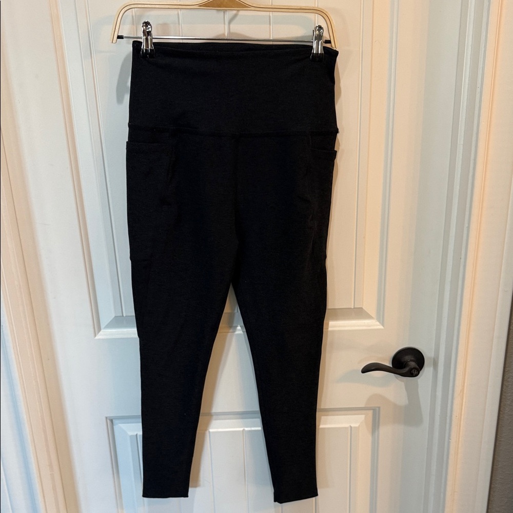 Beyond Yoga black Leggings